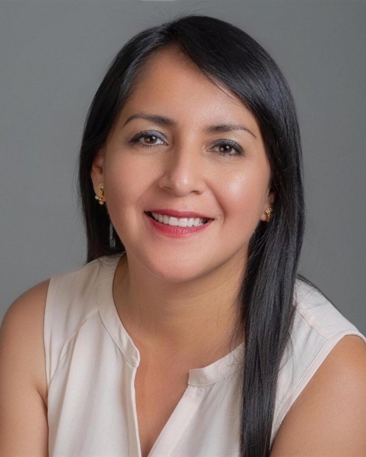 Retrato de Lily Ardiles Ayre, asesora y consultora inmobiliaria en Lima